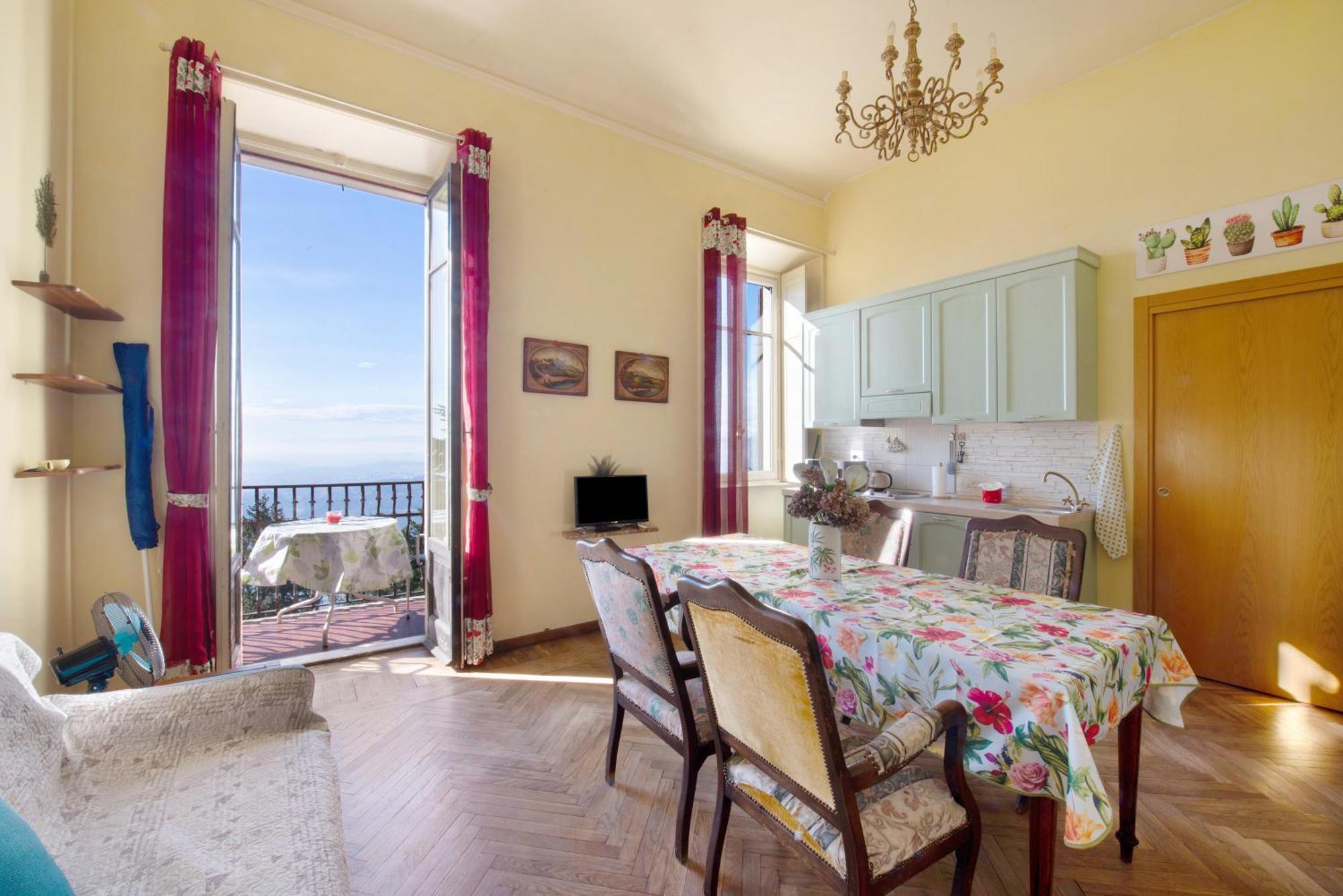 App Mughetto In Villa Marchello Brunate Exteriör bild